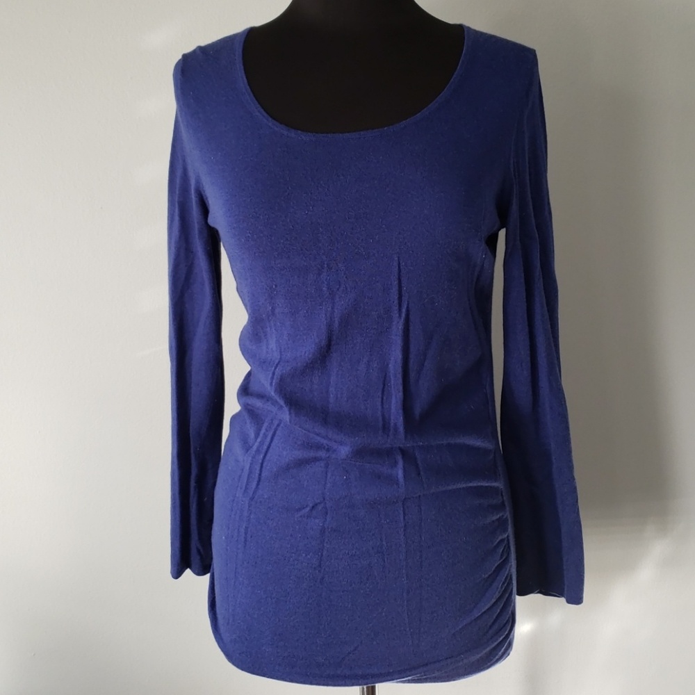 Beautiful True Blue Ann Taylor Top